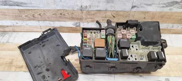 Fuse box set