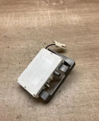 Volvo S60 Aerial antenna amplifier 9459229