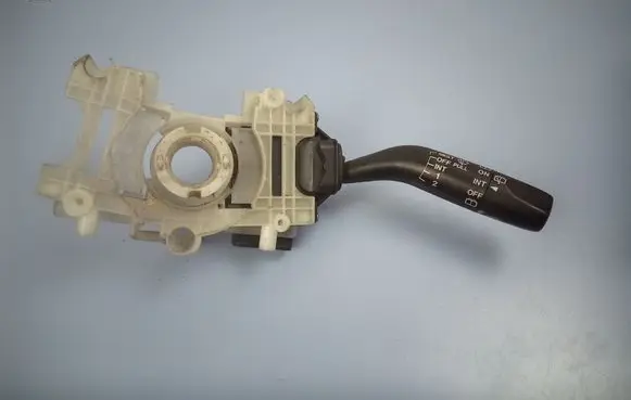 Mazda 323 Wiper control stalk GE6T 17B366