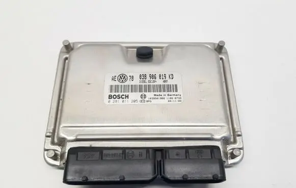 Volkswagen PASSAT B5.5 Engine control unit/module 038906019KD nr7663
