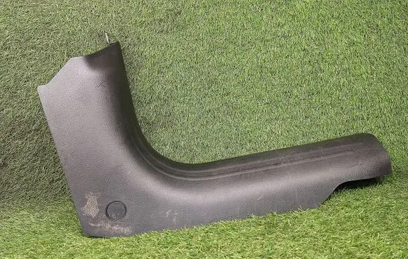 Jeep Renegade Front sill trim cover 735681079