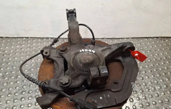Renault Twingo III Front wheel hub spindle knuckle S25056941 400157575R