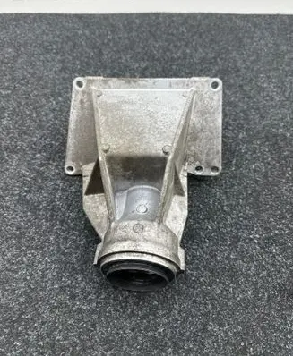 BMW 4 F32 F33 Driveshaft support bearing bracket 7587862 8653616 59280110