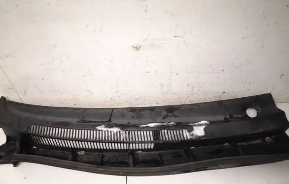 Toyota Auris 150 Wiper trim 5578102190
