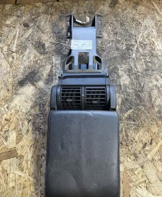 Opel Vectra C Armrest 13171946 1045579