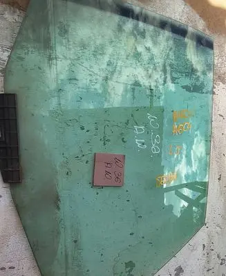 Audi A6 S6 C4 4A Rear door window glass 43R001025