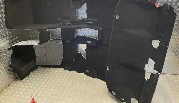 Audi Q4 e-tron Trunk sound insulation