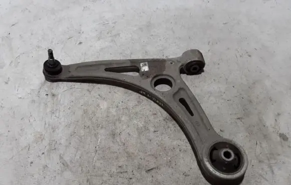 Hyundai Ioniq Front lower control arm/wishbone 54500G2100
