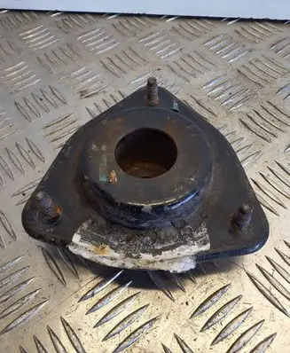 Coil spring mount