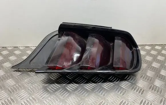 Ford Mustang VI Rear/tail lights FR3B13B504A FR3B13B504B FR3B13B504C