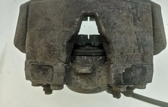 Audi A4 S4 B8 8K Front brake caliper 8K0105P