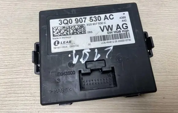 Volkswagen PASSAT B8 Gateway control module 3Q0907530AC