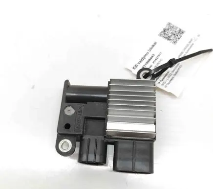 Toyota Yaris Cross Fan control module 89257K0020