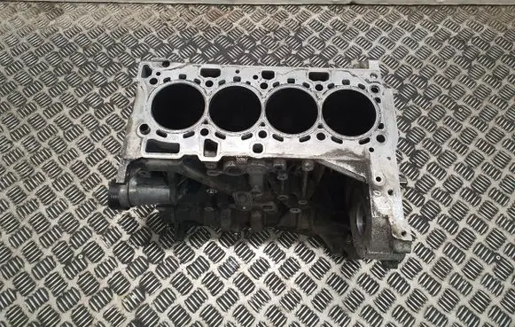 BMW 3 E90 E91 Engine block 2285304 11112285304 86177025