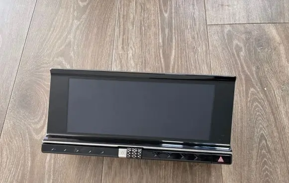 DS Automobiles 7 Crossback Screen/display/small screen 9818616480
