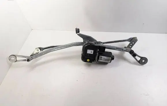 BMW 7 G11 G12 Front wiper linkage and motor 7450482 W000061594