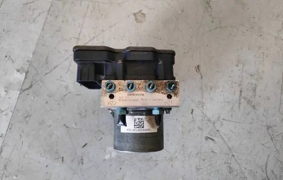 Audi A4 S4 B9 ABS Pump 8W0907379