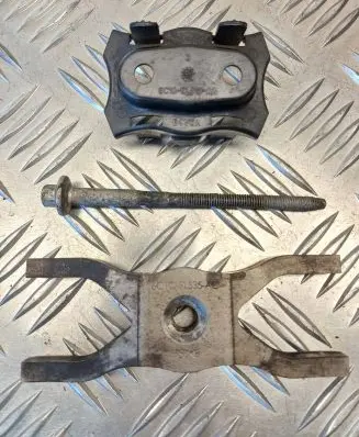 Fuel Injector clamp holder
