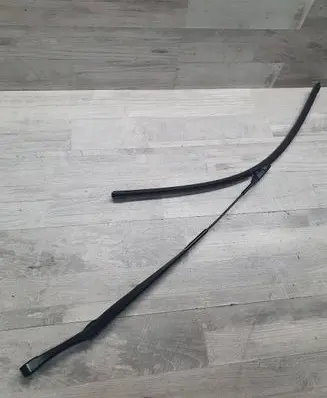 Volkswagen Sharan Front wiper blade arm 7M1955409