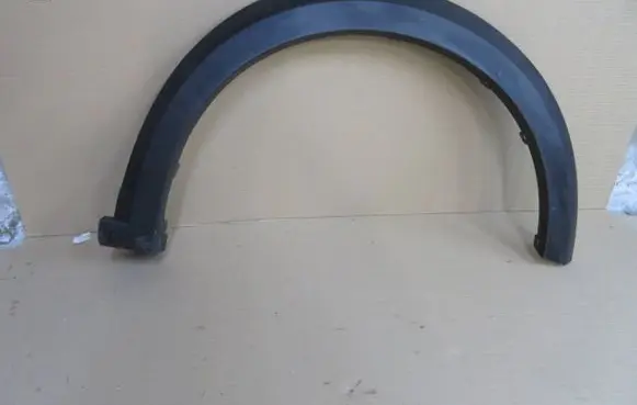 Dacia Sandero III Front arch trim 638124934R