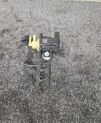 Volkswagen PASSAT B8 Turbo solenoid valve 1K0906627B
