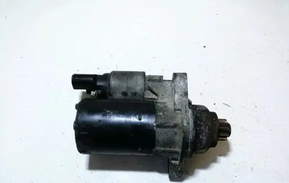 Volkswagen Golf VI Starter motor 1005831365