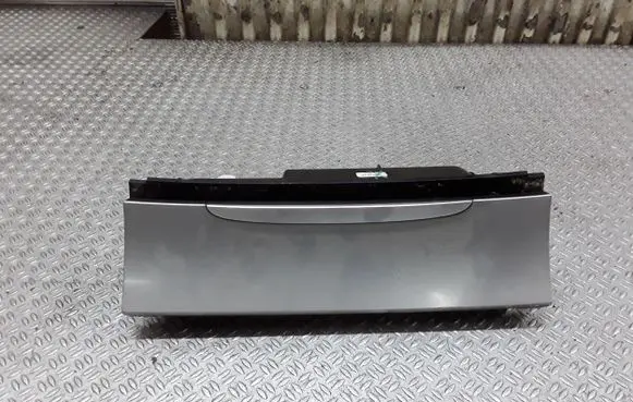 Volkswagen PASSAT B6 Car ashtray 3C0863284G