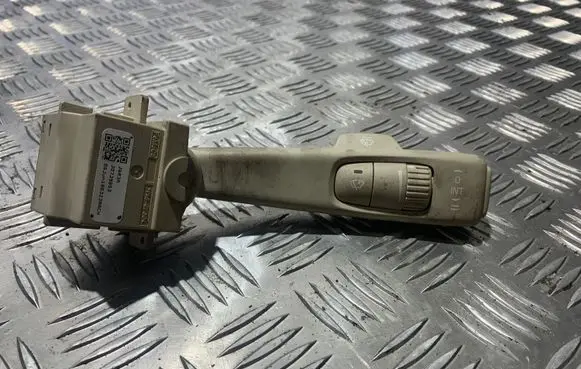 Volvo S80 Wiper control stalk 30739853