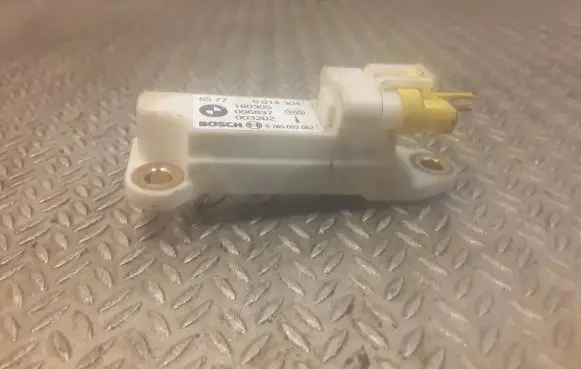 Mini One - Cooper R50 - 53 Airbag deployment crash/impact sensor 6914304