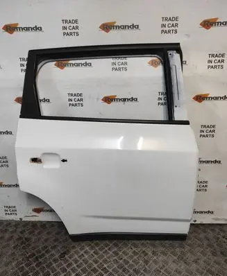 Chevrolet Orlando Rear door