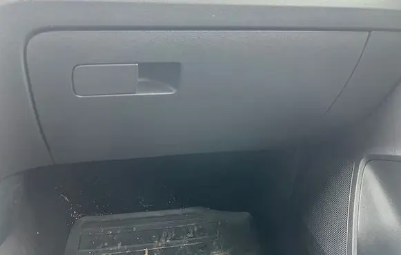 Skoda Rapid (NH) Glove box 