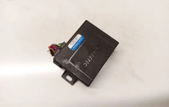 Mercedes-Benz E W211 Other control units/modules E2710R04 125000