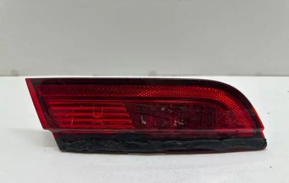 Jaguar XF X250 Tailgate rear/tail lights 8X2315K273CD