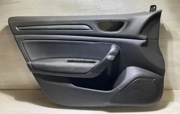 Renault Megane IV Front door card panel trim