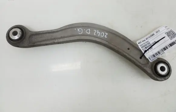 Rear control arm