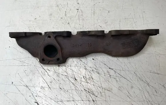 Opel Insignia A Exhaust manifold 55565985