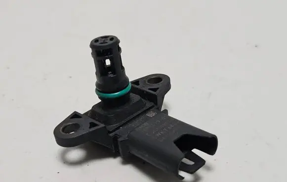 BMW X6 E71 Air pressure sensor 7551429 5WK96805