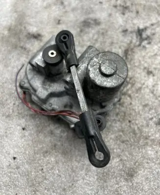 Audi A6 S6 C6 4F Throttle valve 059129086D