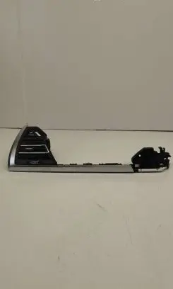 BMW X3 G01 Dashboard side air vent grill/cover trim 11916410