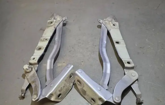 Audi A8 S8 D3 4E Tailgate/trunk/boot hinge 4E0827299H 4E0827300H