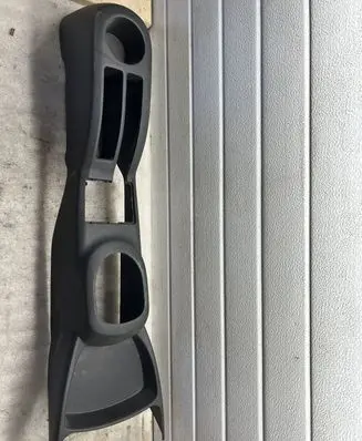 Toyota Yaris Center console 589100D010