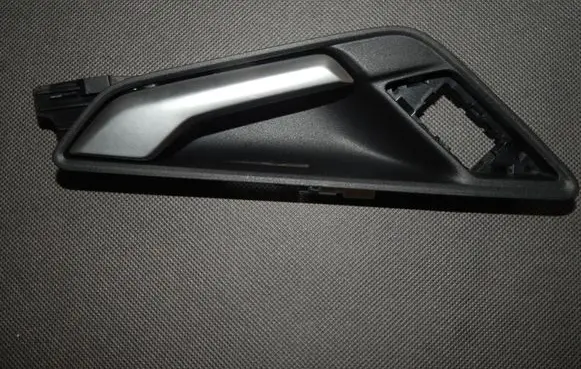 Audi TT TTS RS Mk3 8S Front door interior handle 8S0837020A
