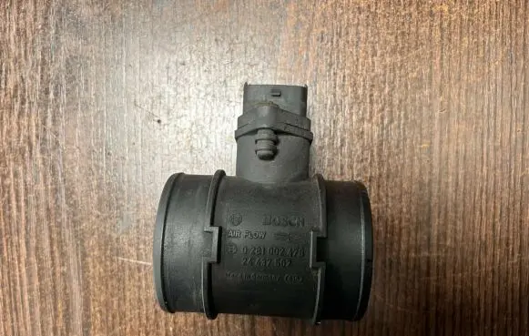 Opel Zafira A Mass air flow meter 0281002478 24437502