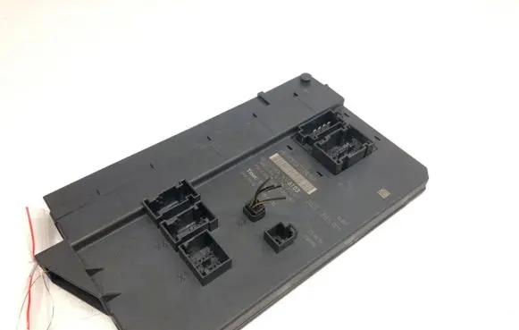 Volkswagen Crafter Central body control module A9069006103