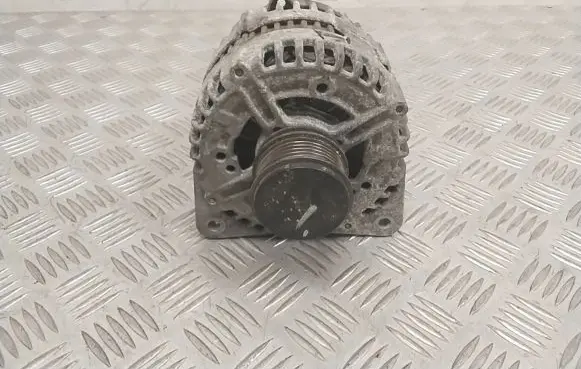 Volkswagen PASSAT B6 Generator/alternator 03G903023