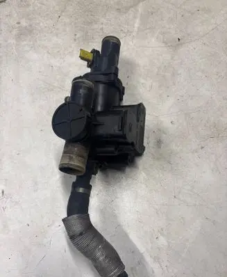 Ford C-MAX I Thermostat/thermostat housing 9651514280