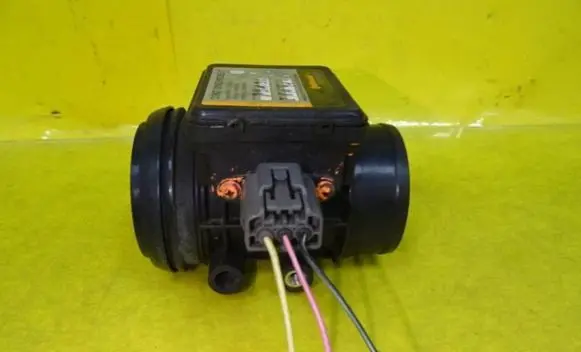 Mazda Demio Mass air flow meter E5T52171