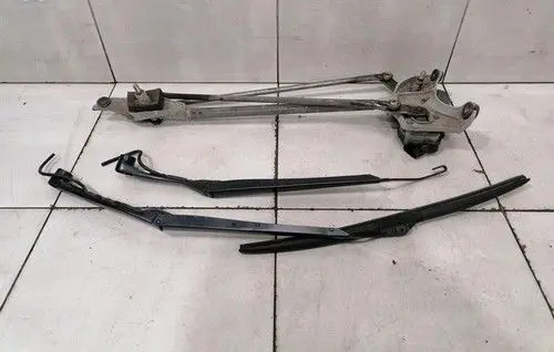 Chevrolet Corvette C6 Front wiper linkage and motor 25820788