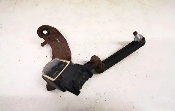 BMW 3 E90 E91 Front height sensor lever 6763735