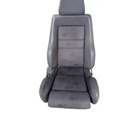 Alfa Romeo GTV Front passenger seat 